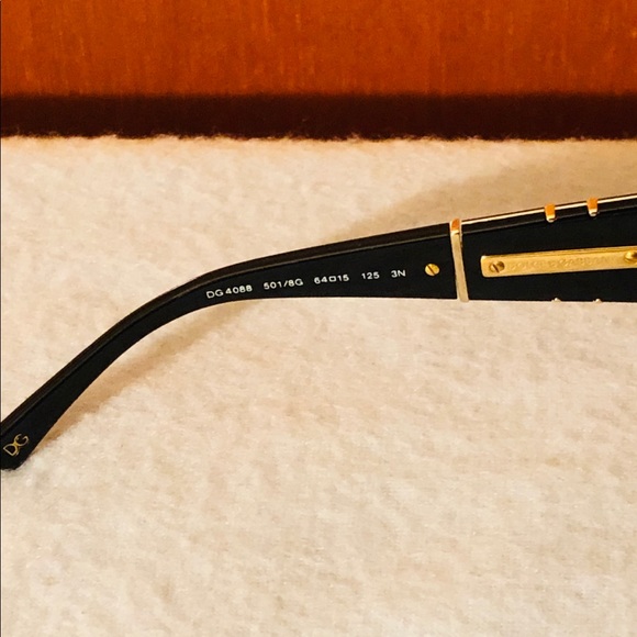 Authentic Dolce Gabbana Sunglasses 😍 - Picture 5 of 7